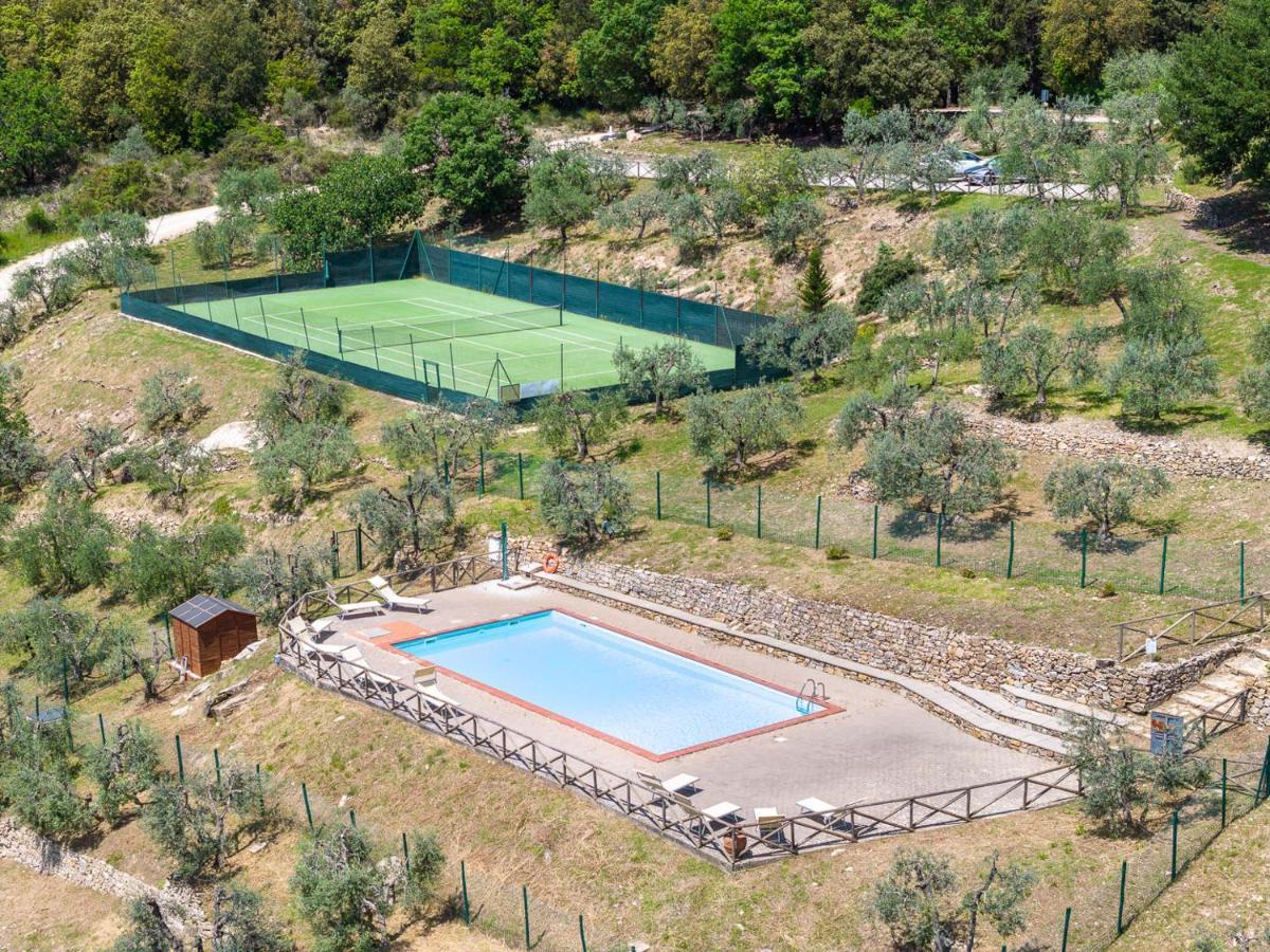 Borgo Nel Chianti Istrice Con Piscina Tennis E Wifi Кастелина ин Кианти Екстериор снимка